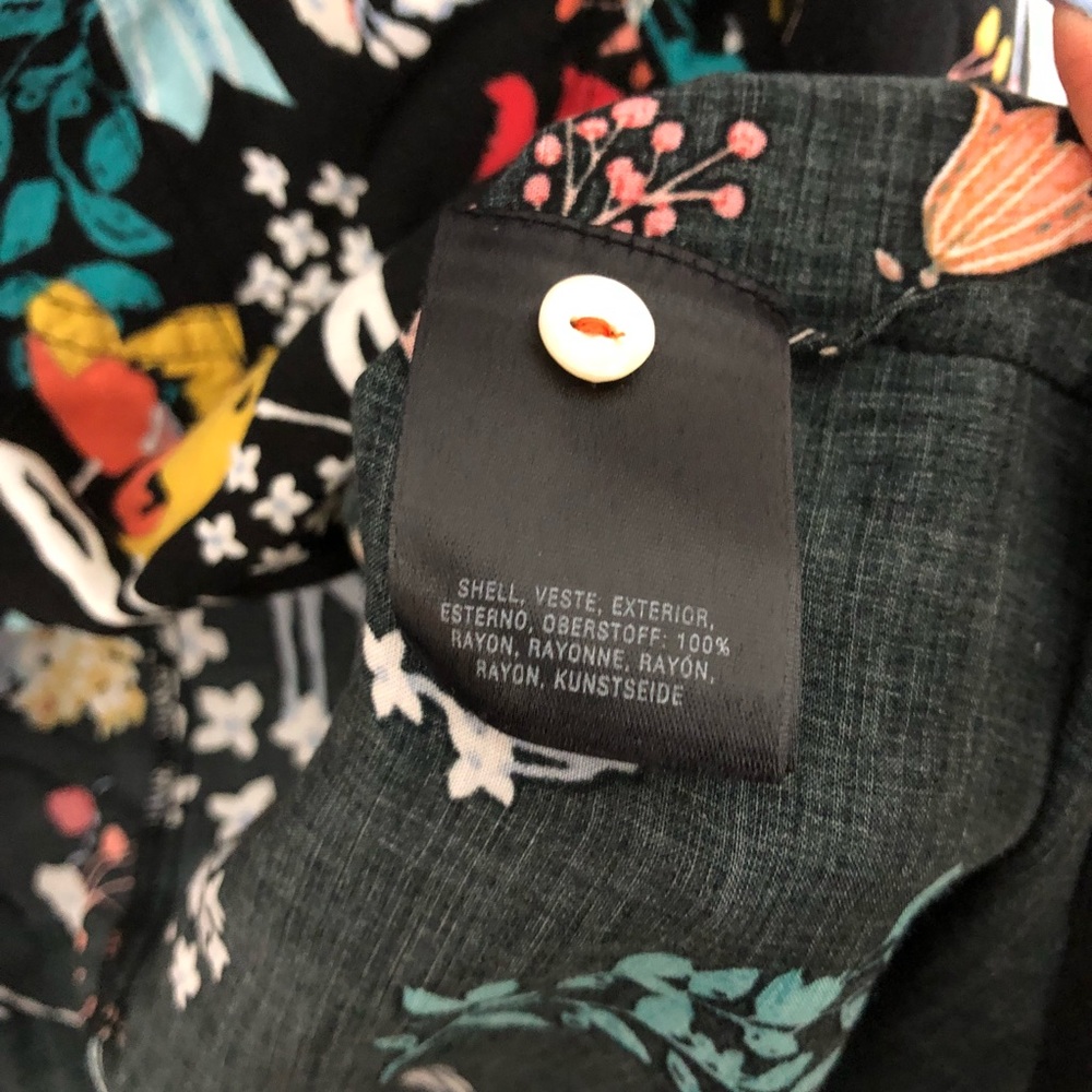 Anthropologie Maeve Black Floral Button Down Shirt - Picture 4 of 5